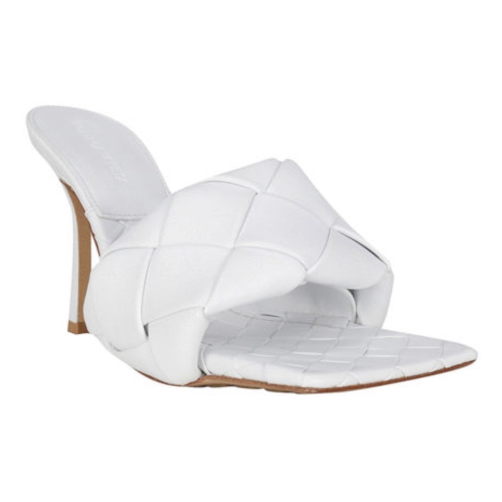 Fashion Nova Square Open Toe Heel- white size 9